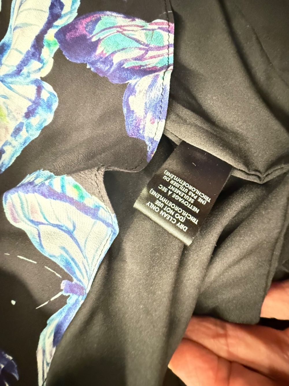 NANETTE LEPORE SILK DRESS. BEAUTIFUL BUTTERFLY PATTERN ON BLACK. SIZE 4 - Picture 5 of 12